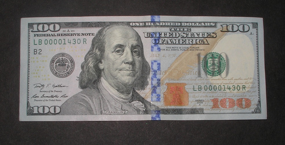 Low-S/N-2009A-$100-Bill-...-Comments?