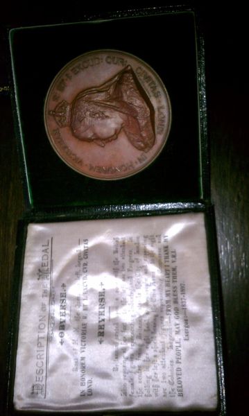 Commemorative-60th-Year-Victoria