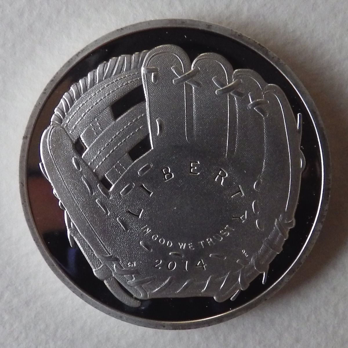 Counterfeit-2014-Baseball-Hof-Dollar