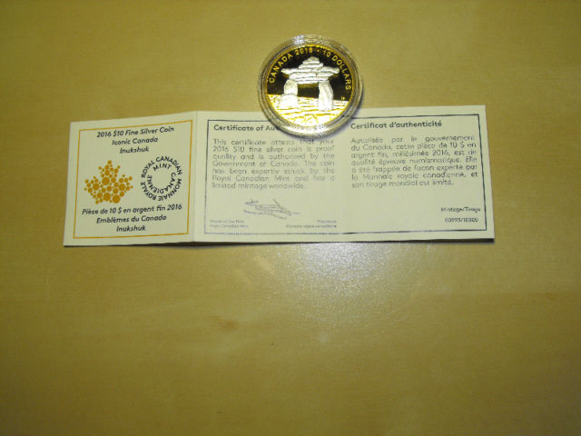 1/2-Oz-Reverse-Gold-Plated-Inukshuk