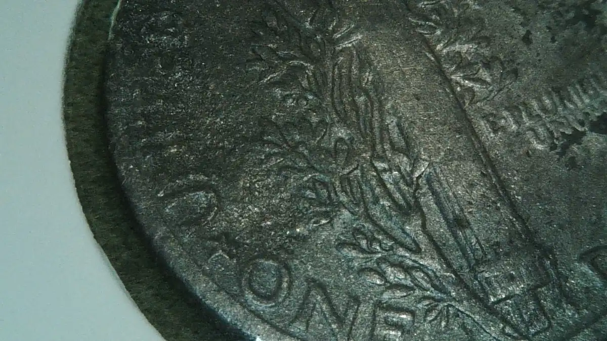 1943-Merc-Dime-Damage