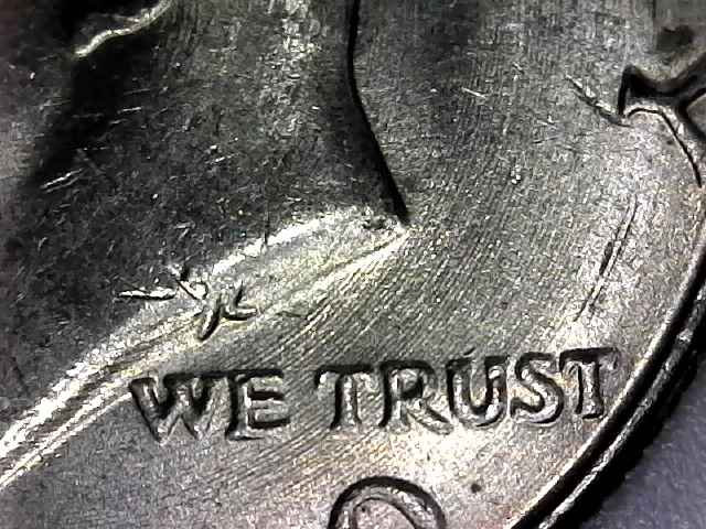 1990-D-Kennedy-Half-.--Are-These-Concentric-Lathe-Lines?