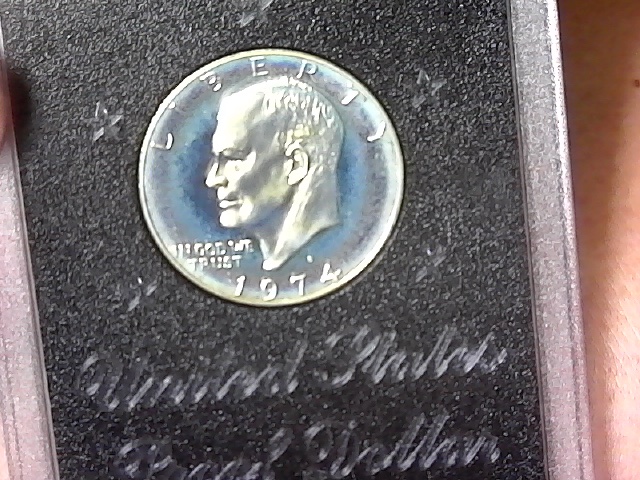 1974-S-Brown-Box-Eisenhower-Blue-Tone
