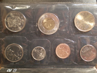 2011-Uncirculated-Set---Interesting-Situation-Is-Unfolding