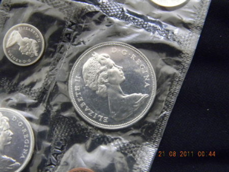 1966-Canadian-Silver-Dollar-Small-Bead-Or-Large-Beads??