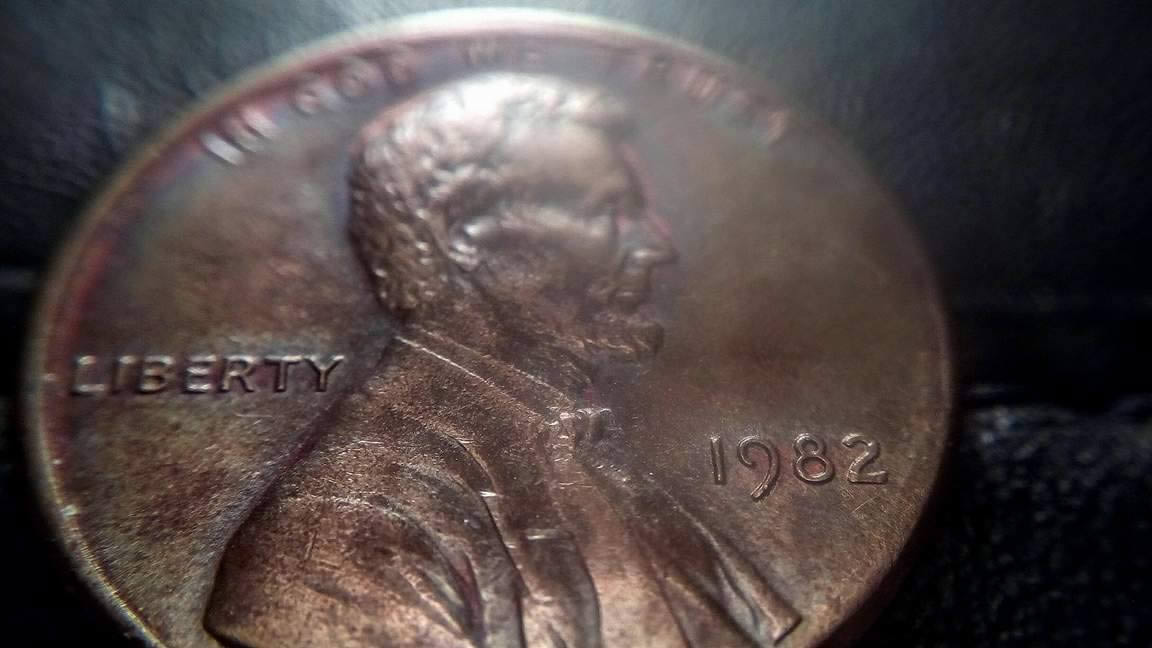 Posible-1982-Small-Date-Zinc-Doubled-Die-Reverse-?