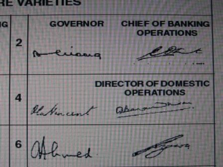 Help!-Nigerian-Banknote-Signatures.