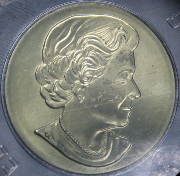 2017-Double-Struck-Toonie