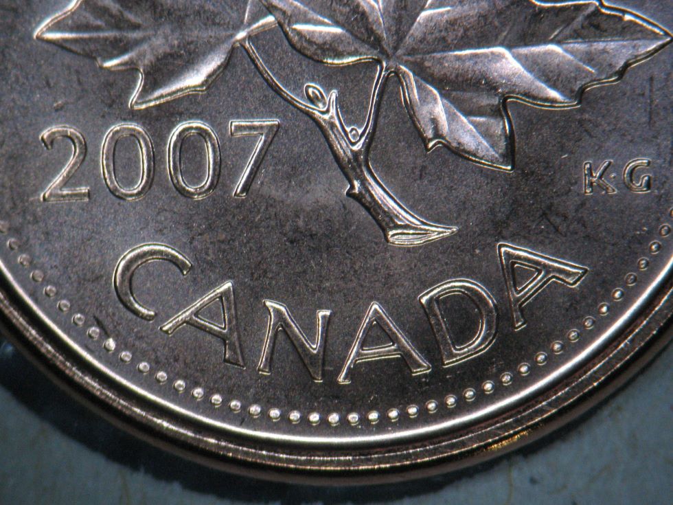 2007-Black-Canadian-1-Cent---Obverse-And-Reverse