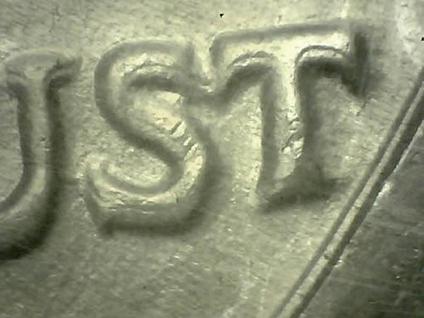 1971-D-Kennedy-Half-DDO-017-In-A-Mint-Set-With-Struck-Through-Wire