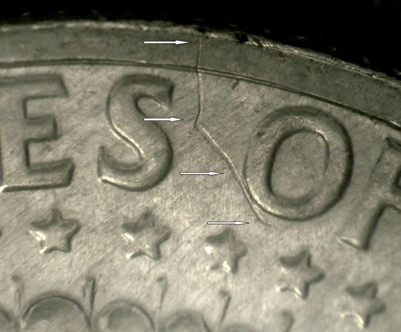 1971-D-Kennedy-Half-DDO-017-In-A-Mint-Set-With-Struck-Through-Wire