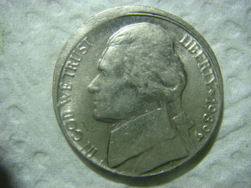 1989-Jefferson-Nickel...considered-A-Broadstrike?