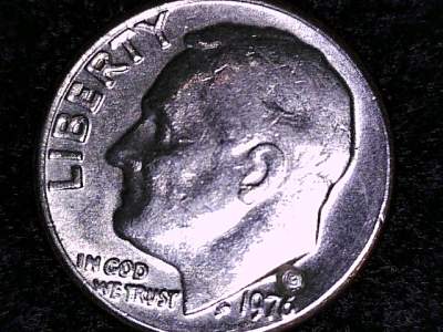 1976-D-Dime...-Anyone-Ever-Seen-Anything-Like-This?
