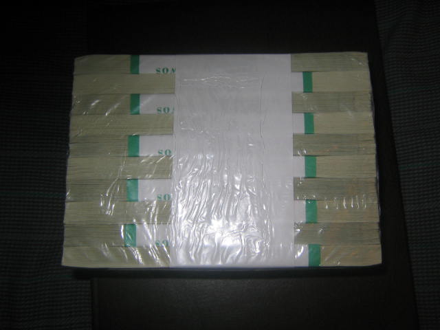 2003-Block-Of-Unused-2-Dollars-Bills.--What-To-Do-?
