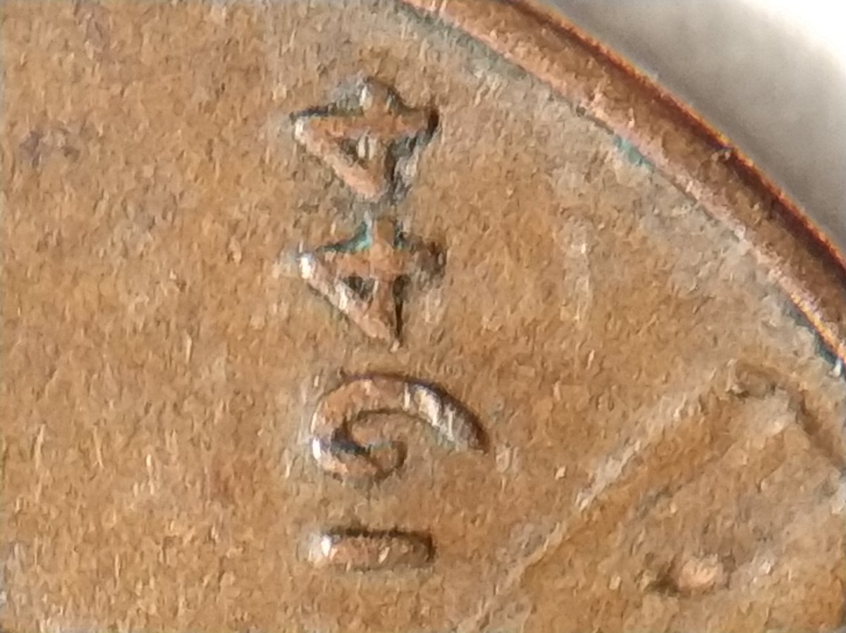 1944-P-LWC-Year-Number-With-Pointed-4-And-Blunt-4