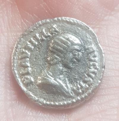 Are-These-Fake-Or-Authentic-?