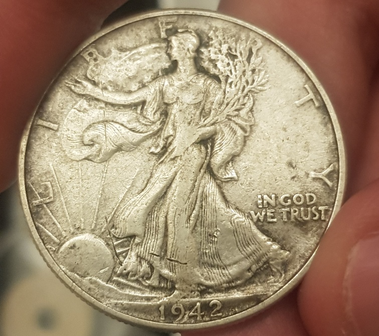 Walking-Liberty-1942-Partial-Collar-Error?