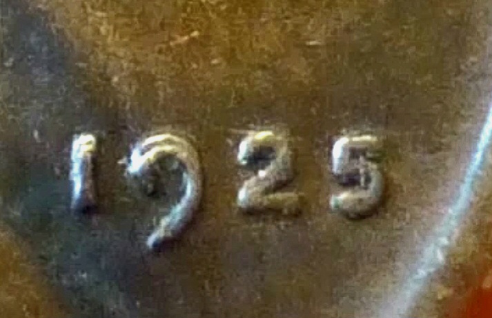 1925-Lincoln-Cent-Double-Date?