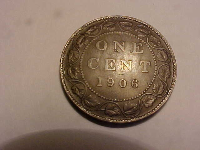 Philip-V-&-Perseus-Beat-Up-Small-Coin,-Sparkling-Big-History