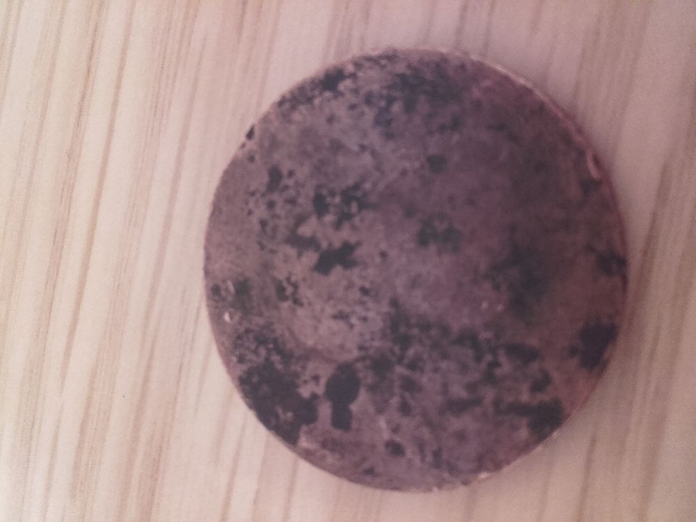 Does-Anyone-Know-What-This-Coin-Could-Be-Please?