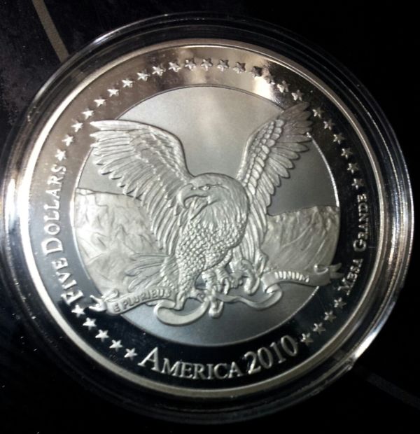 2010-$5-Colt-M16-Coin---Non-Silver-Non-Coloured.-What-Is-It?