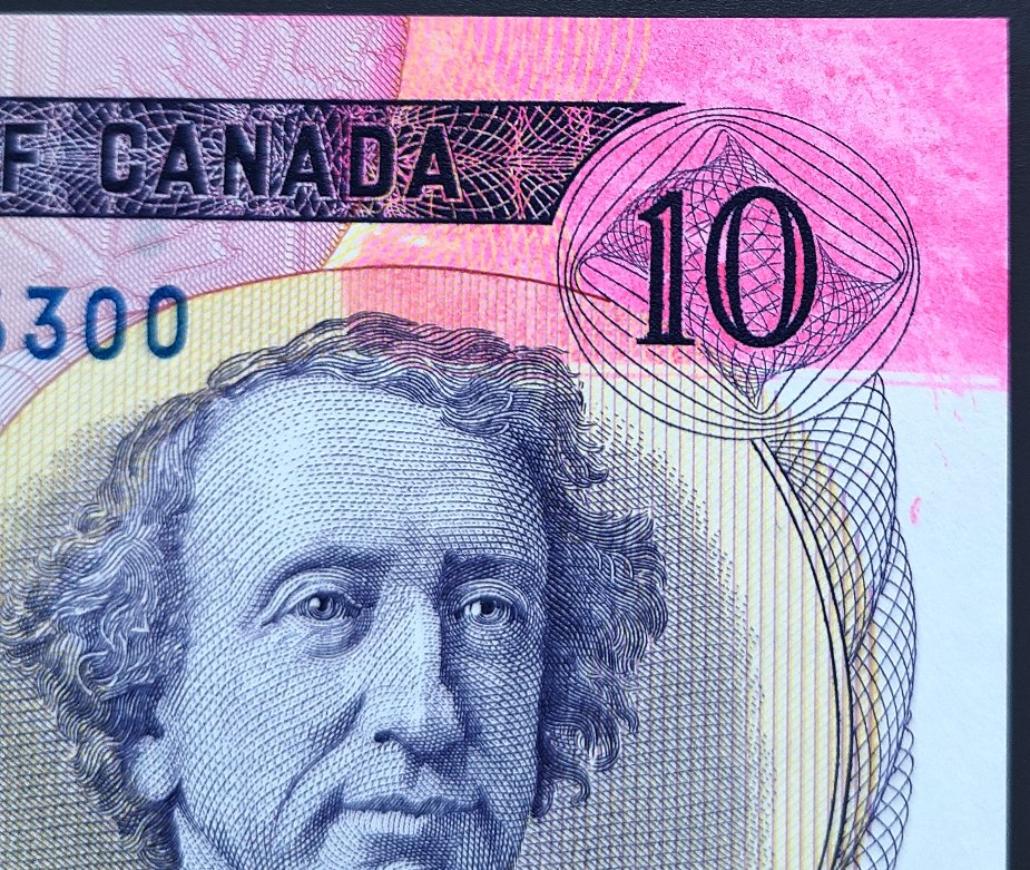 Mysterious-Mark-On-1971-Canada-$10-Bill