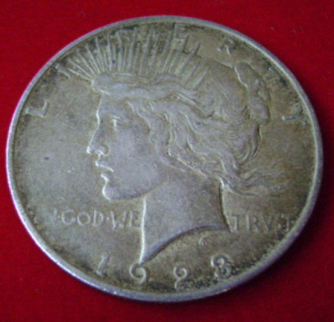 Grade-On-1928-Peace-Dollar-Please