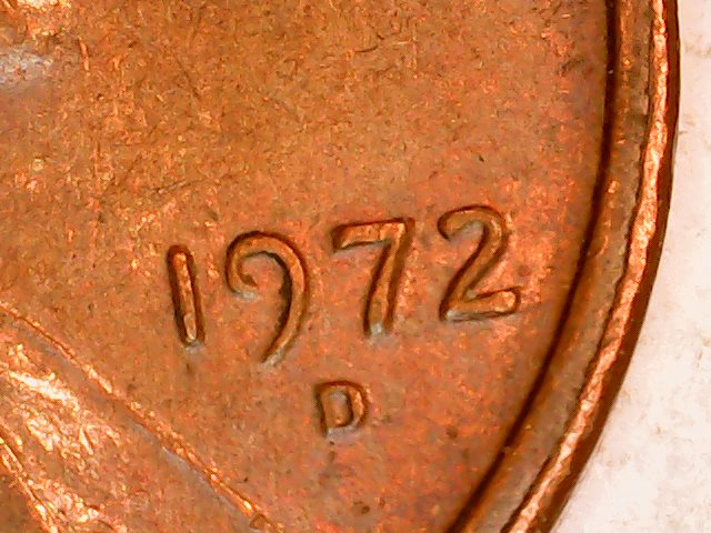 1972-D-Lincoln-Penny-With-Army-Man-On-The-Roofline-Of-The-Memorial.