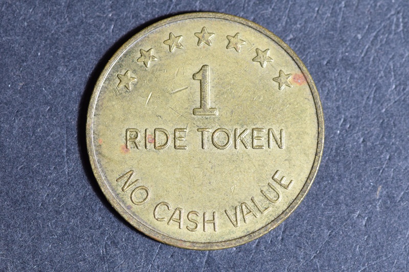 Myre-Myer-Dazzeland-Adelaide-Australia---Early-1990-S-Ride-Error-Token