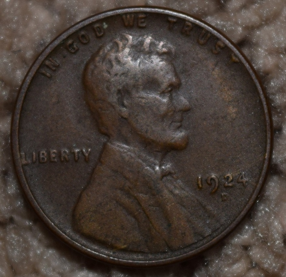 Help-Grading-My-Newest-Purchase:-1924-D-Wheat-Cent!