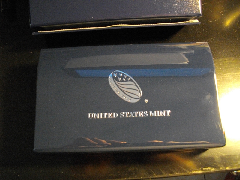 New-Silver-Eagle-SF-Mint-Two-Coin-Set