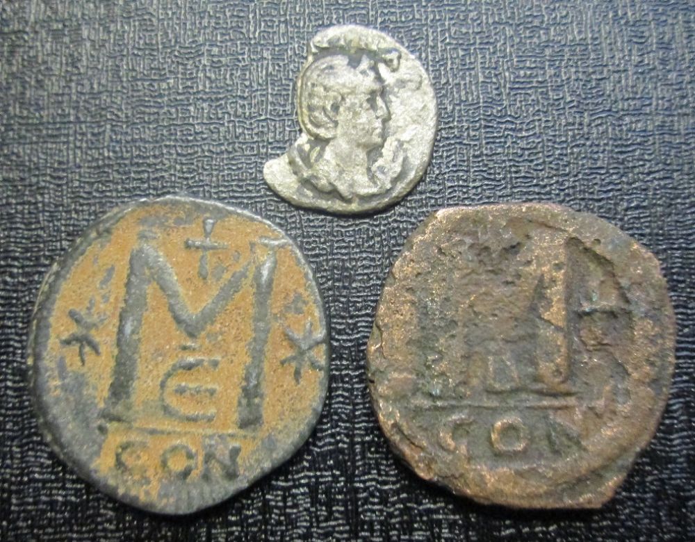 Fake?-Real?-Found-In-A-Lot
