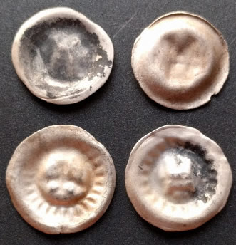 4-Bracteats-For-Identify