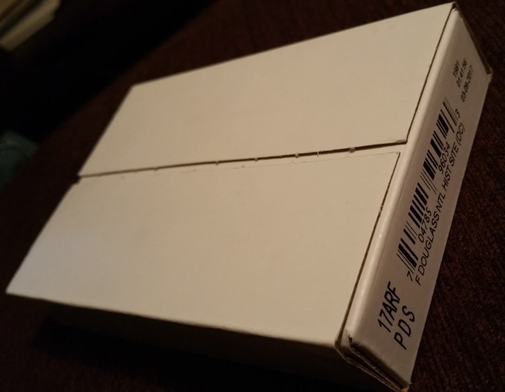 Original-Mint-White-Boxes-Coin-Rolls-Are-Shipped-In