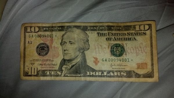 Strange-Colored-2004A-10-Dollar-Star-Note.-Ink-Error?