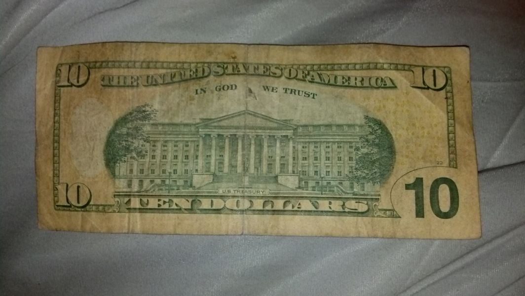 Strange-Colored-2004A-10-Dollar-Star-Note.-Ink-Error?