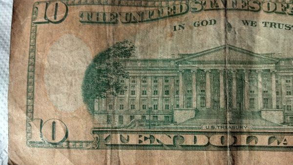 Strange-Colored-2004A-10-Dollar-Star-Note.-Ink-Error?
