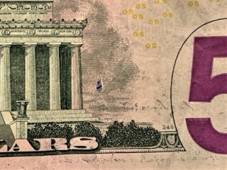 $5-Is-This-A-Printing-Error-Or-Some-Kind-Of-Damage?