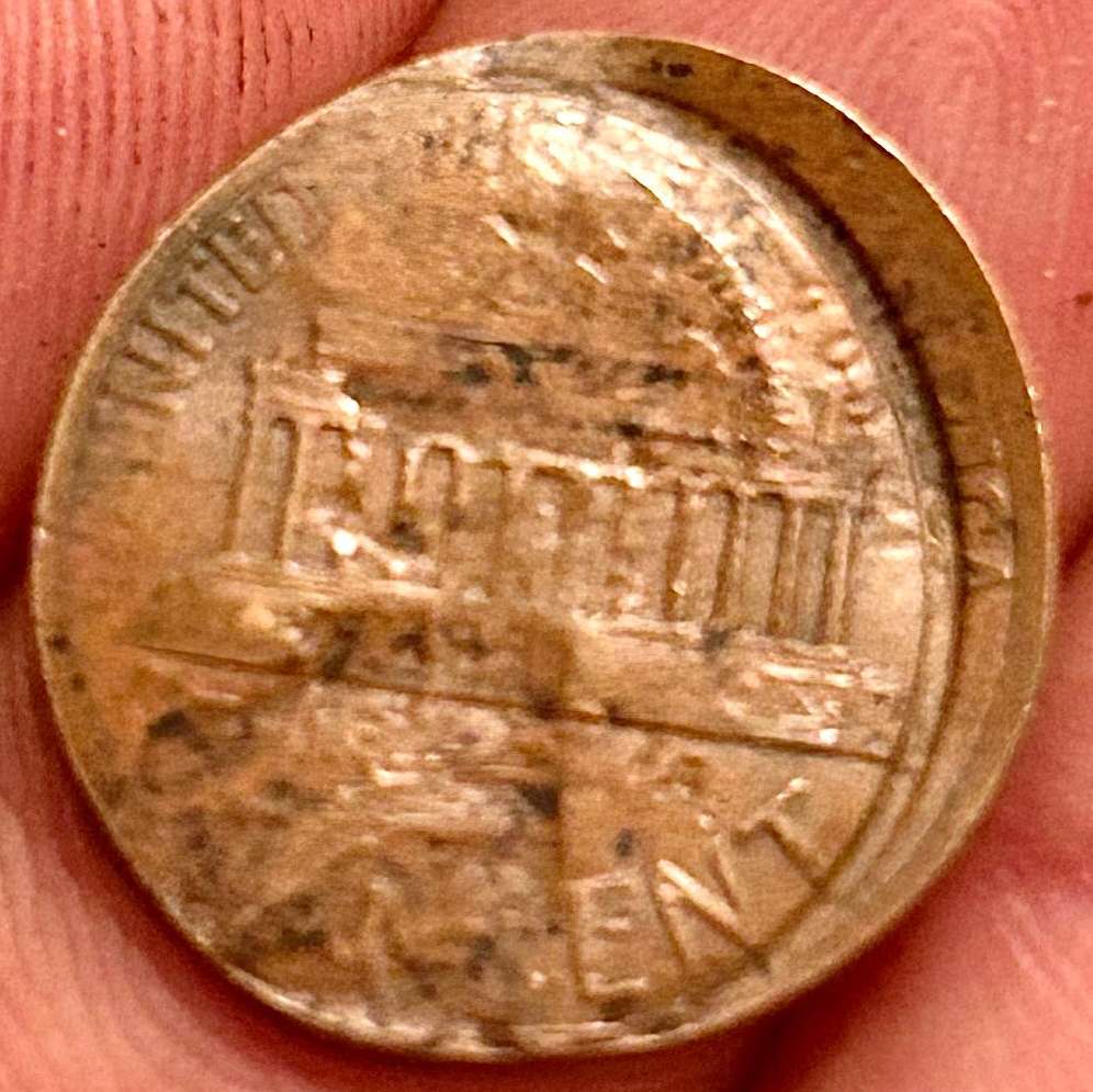 1974-Lincoln-Memorial-Cent-Strike-Thru-Error?
