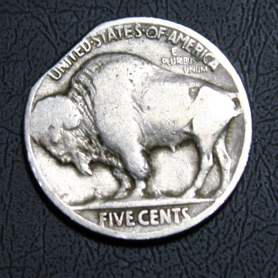 1924-Clip-Error-Buffalo-Nickel?
