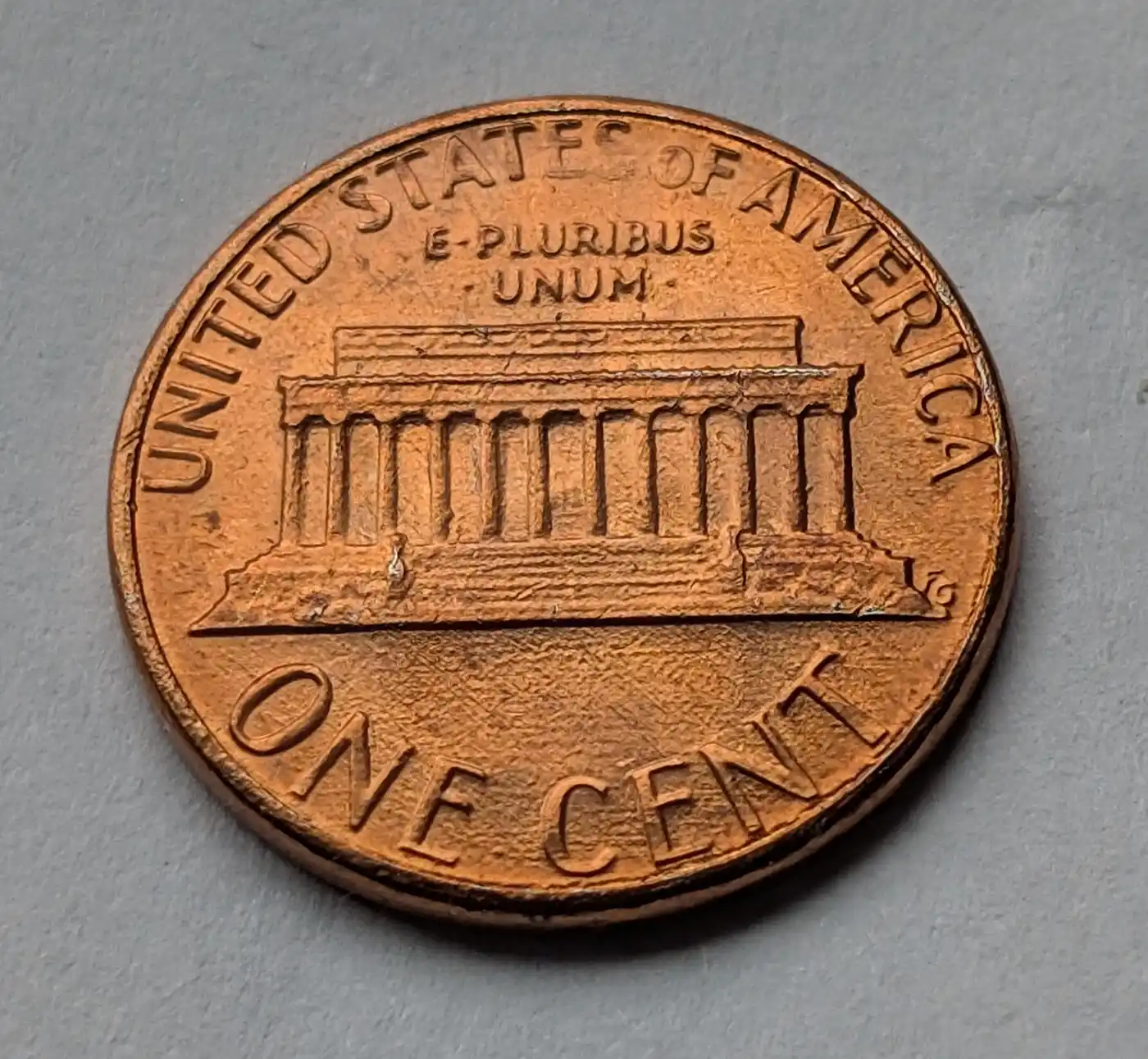 1985-Red-Penny,-With-Small-Die-Chip/Break-Obverse-And-Die-Wear-Reverse
