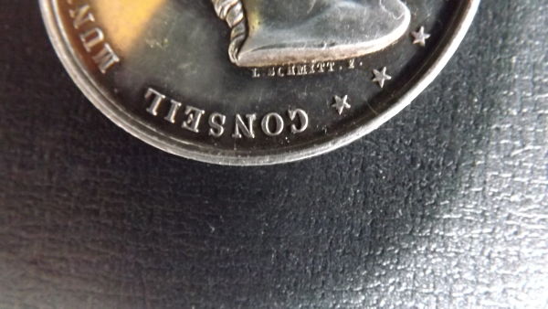 Unidentified-French-Medal
