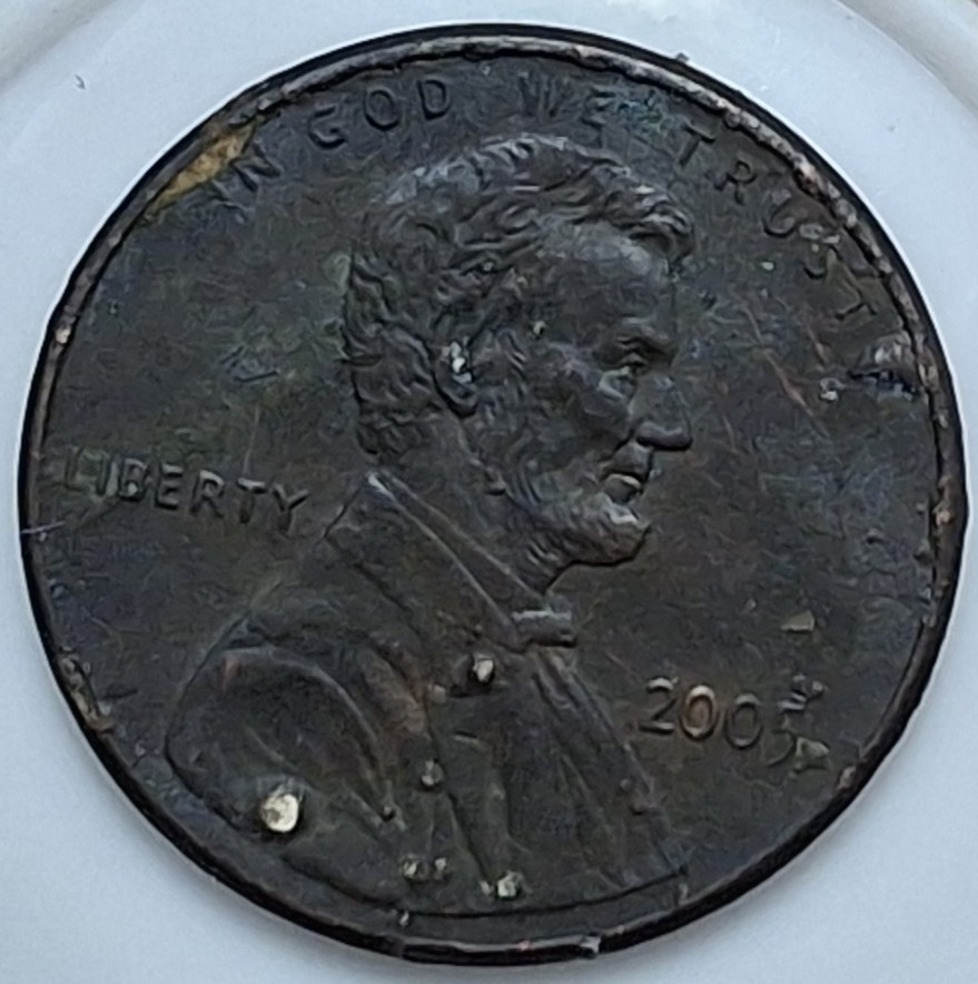 2005-Lincoln-No-Mint-Mark?-Memorial
