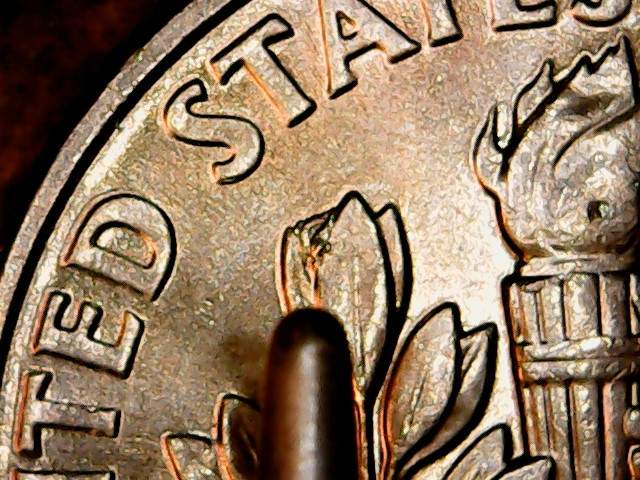 2014-P-Dime-With-Pointy-Leaf