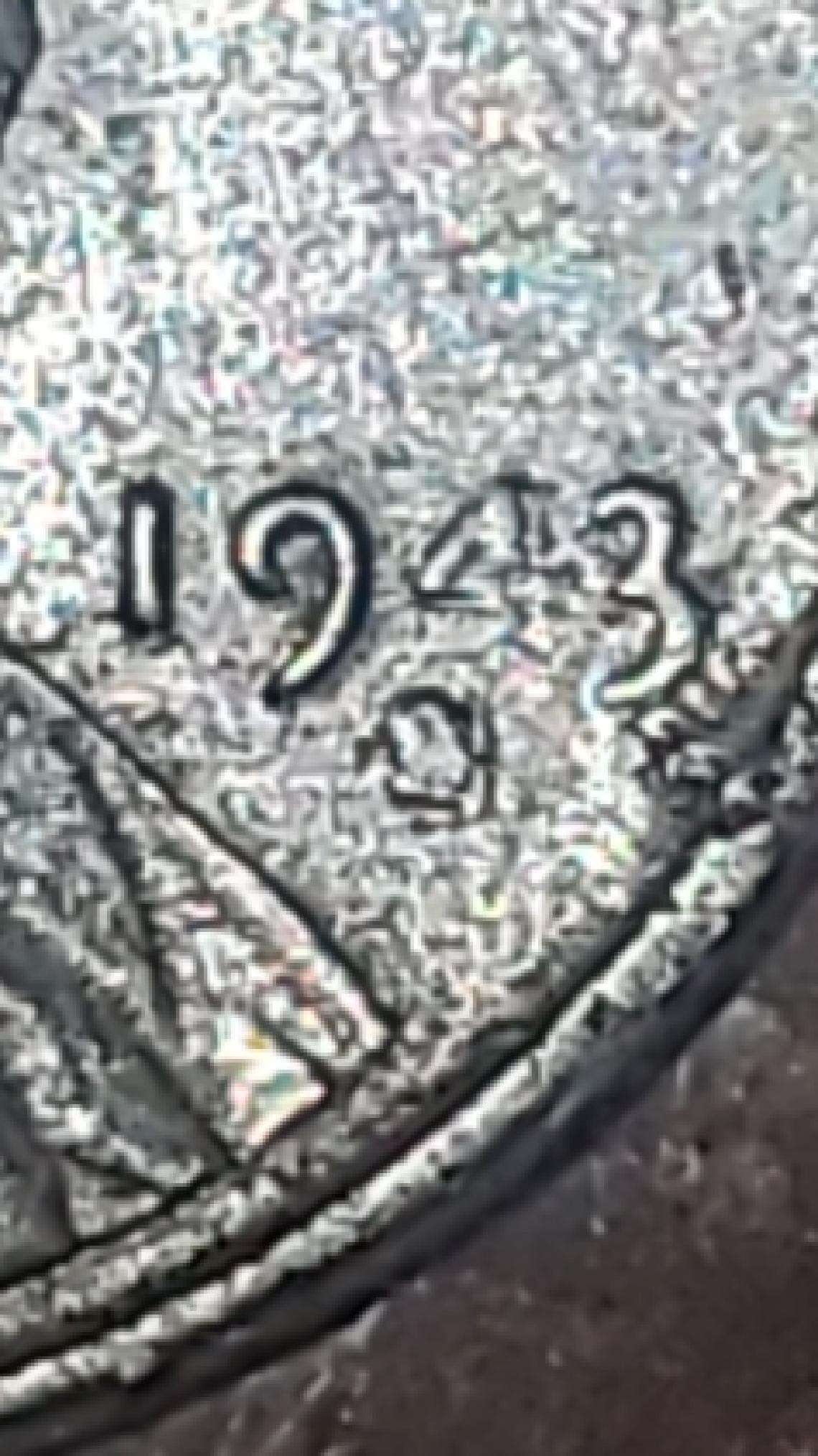 1943?-What's-Going-On-Cent