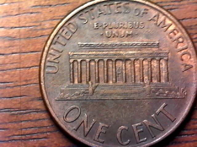 1994-Philadelphia--Skirted-R-Lincoln-Memorial-Cent