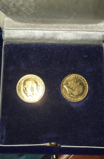 1-Sovereign-Or-A-Souvenir-Copy?