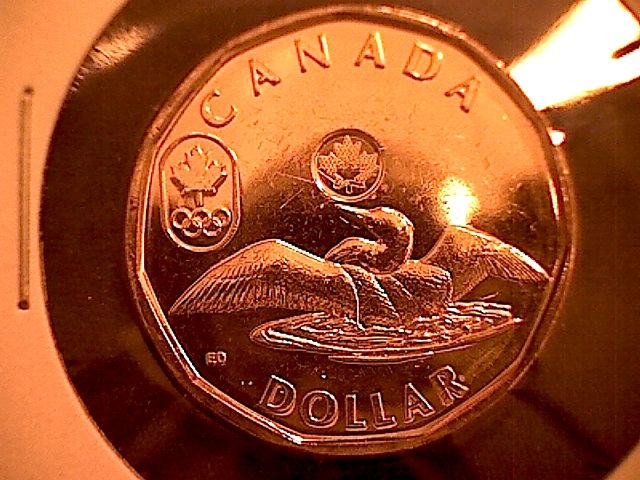 2012-Loonie-Die-Chips