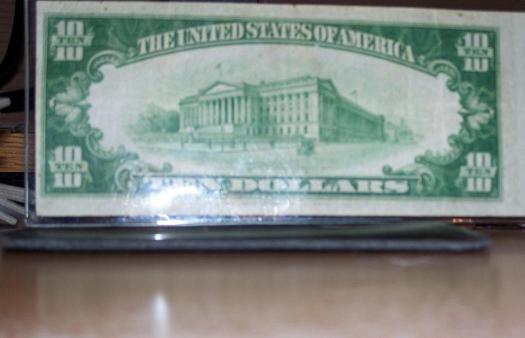 1928-10$-Gold-Note,-Off-Center?
