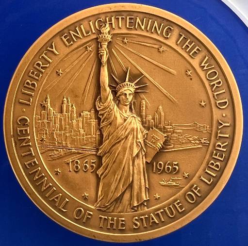 Post-Your-Coins-And-Medals-That-Depict-A-Statue
